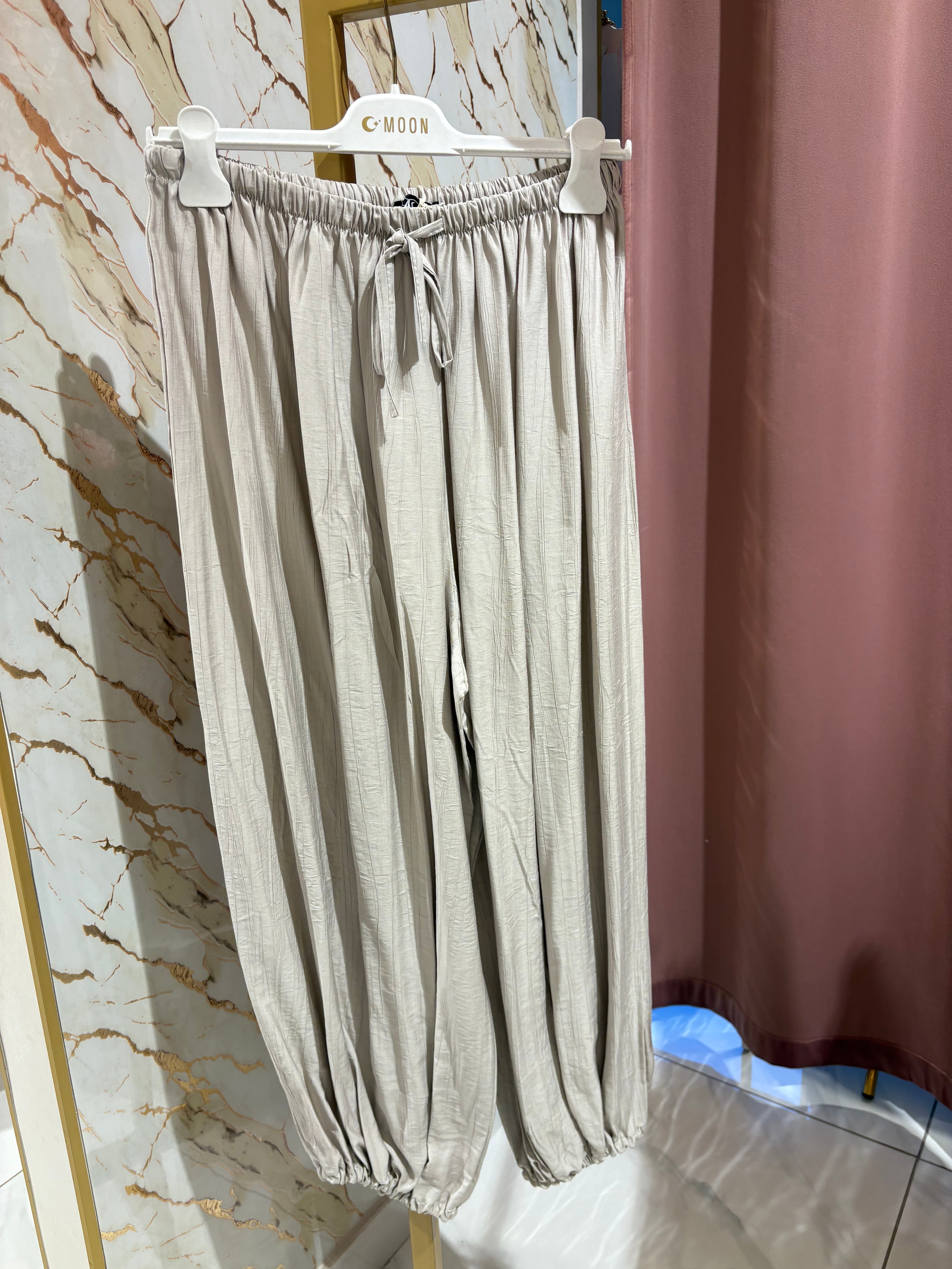 Pantalone aladdin